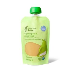 Perfect purees for your 6-month-old! Discover delicious veggie blends that introduce essential nutrients, tailored for your baby's first stages of solid food.