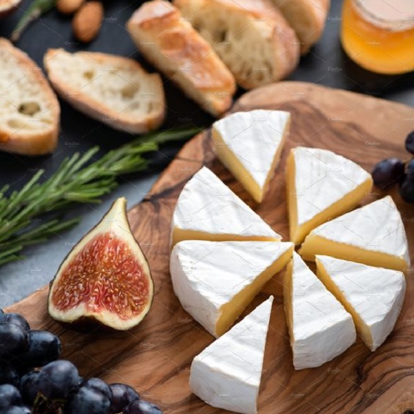 Discover fascinating facts about cheese