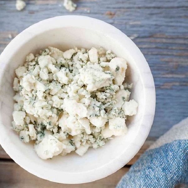 Learn how to make blue cheese at home