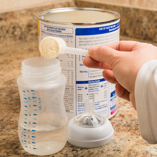  key differences between toddler and infant formula