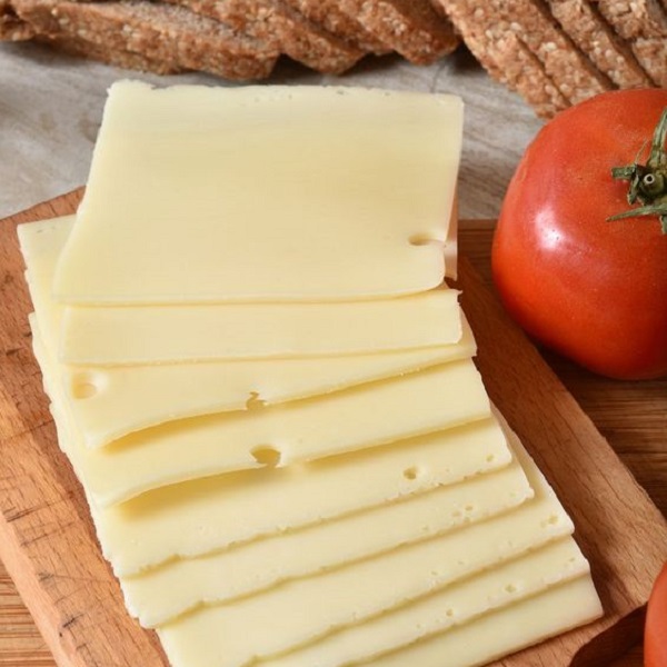 Learn the best methods for storing cheese 