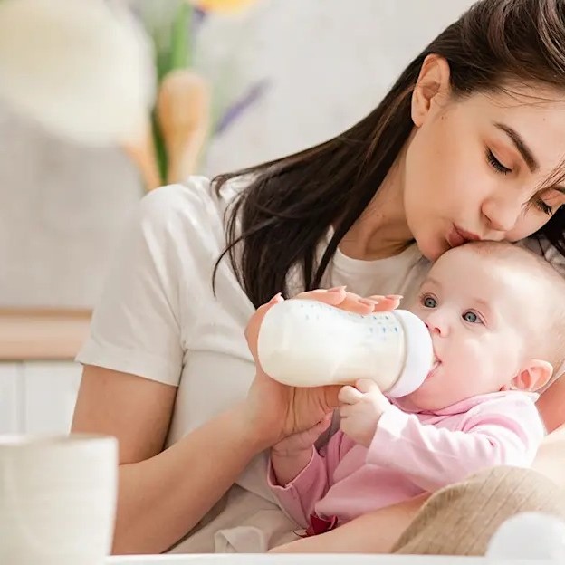 transitioning baby from formula to milk