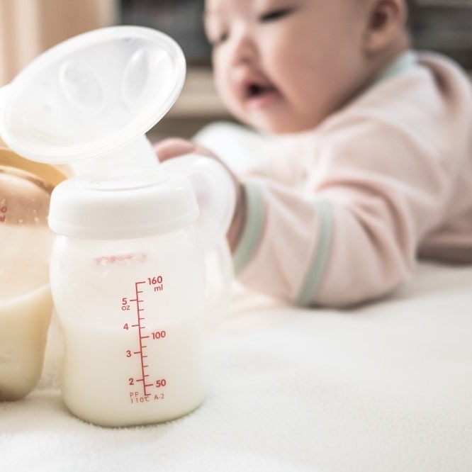 mixing breast milk and formula