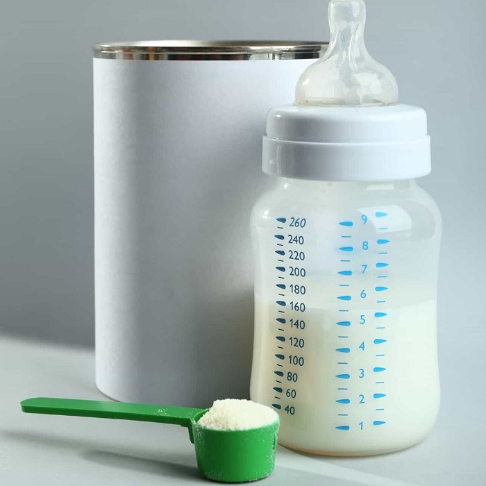 can you mix formula with breast milk